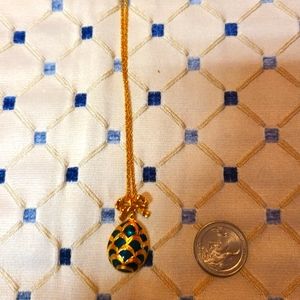 NIB Vintage Avon Easter Egg Pendant